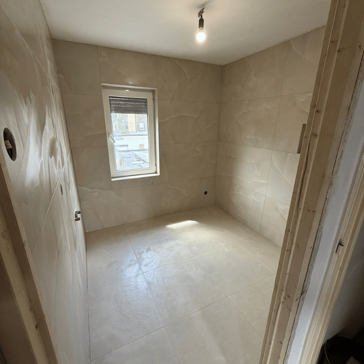 Before badkamer project - Gill & Gill
